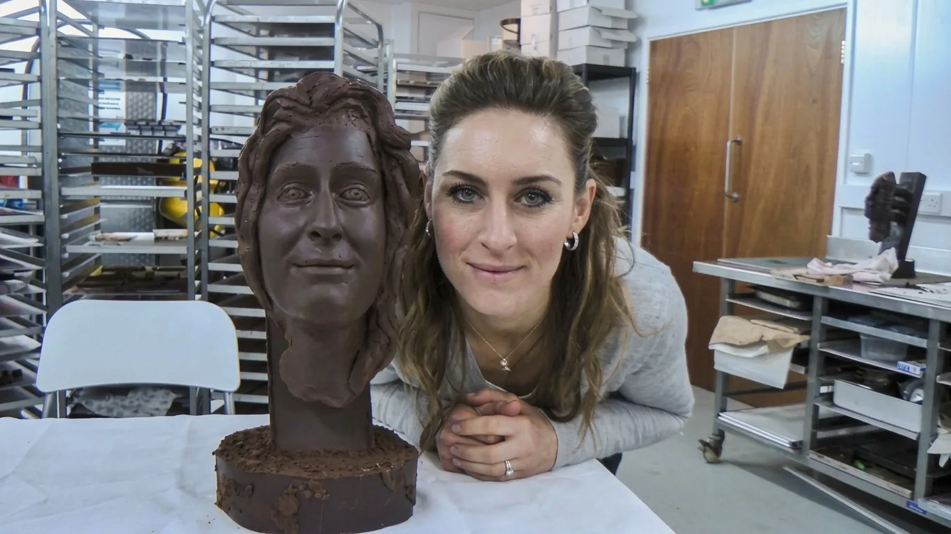 Paul Wayne Gregory Chocolates — showpiece 9